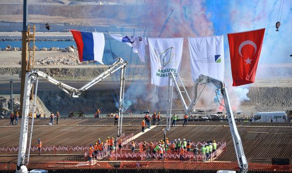 Akkuyu İçin Temel Atıldı