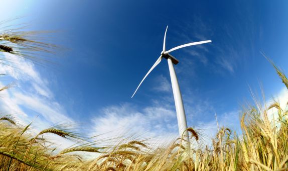 Dengelenmiş Enerji Maliyetini Rüzgar Kulesinin Boyunu Yükselterek Düşürebilir Miyiz?