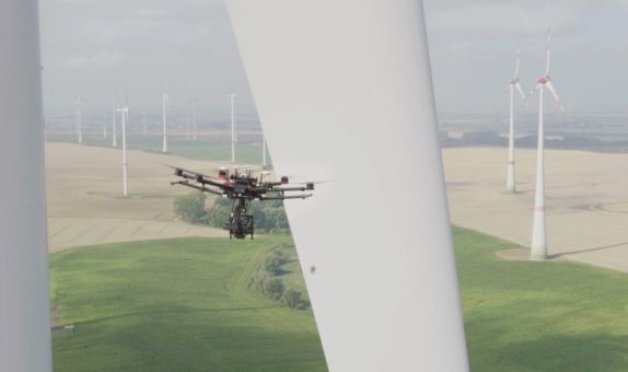 Rüzgar Türbinlerinin Bakımları Drone ile Yapılıyor