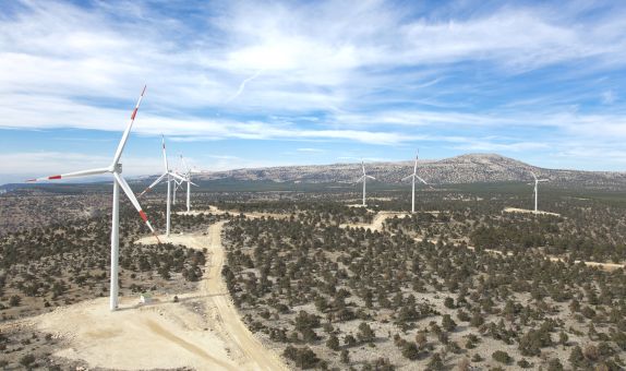 Akfen Yenilenebilir Enerji'nin Üçpınar RES Projesi Üretime Başladı