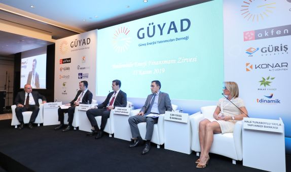 'Yenilenebilir Enerji Finansmanı Zirvesi' İstanbul'da Düzenlendi