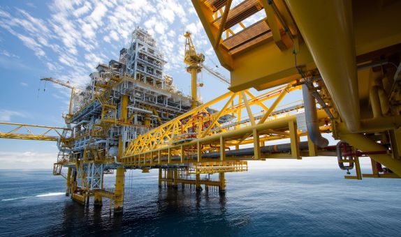 Petrol ve Elektrik, Dünya Ekonomisinin Gidişatına Yön Verecek